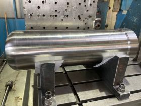 Hochdruckbauteile Druckbehaeltermantel Druckbehaelter CNC Bearbeitung